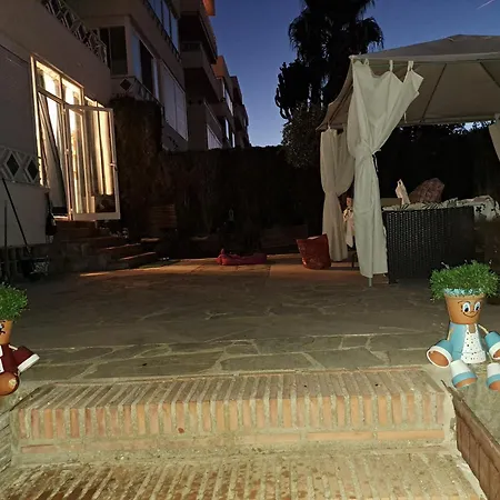 아파트 Con Jardin Y Piscina Pet Friendly 마르베야