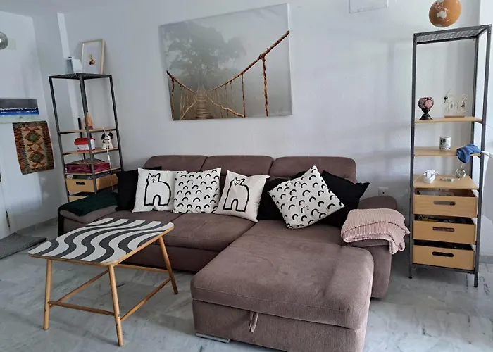 Con Jardin Y Piscina Pet Friendly 아파트 마르베야