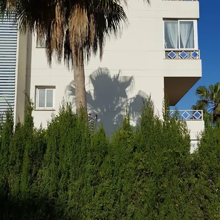 Con Jardin Y Piscina Pet Friendly *