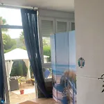 Con Jardin Y Piscina Pet Friendly Apartament *