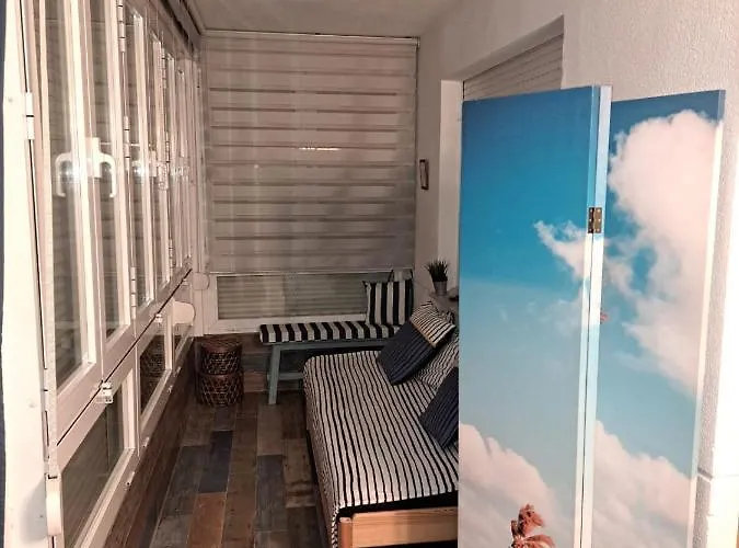 Con Jardin Y Piscina Pet Friendly 아파트