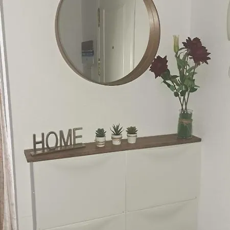 Con Jardín Y Piscina Pet Friendly *